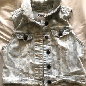 Cherokee girls daisy print denim vest size medium (7/8)